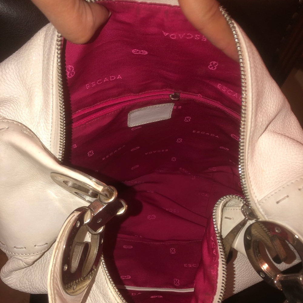 BUNDLE 2 HANDBAGS ESCADA & Salvatore Ferragamo - Picture 10 of 15